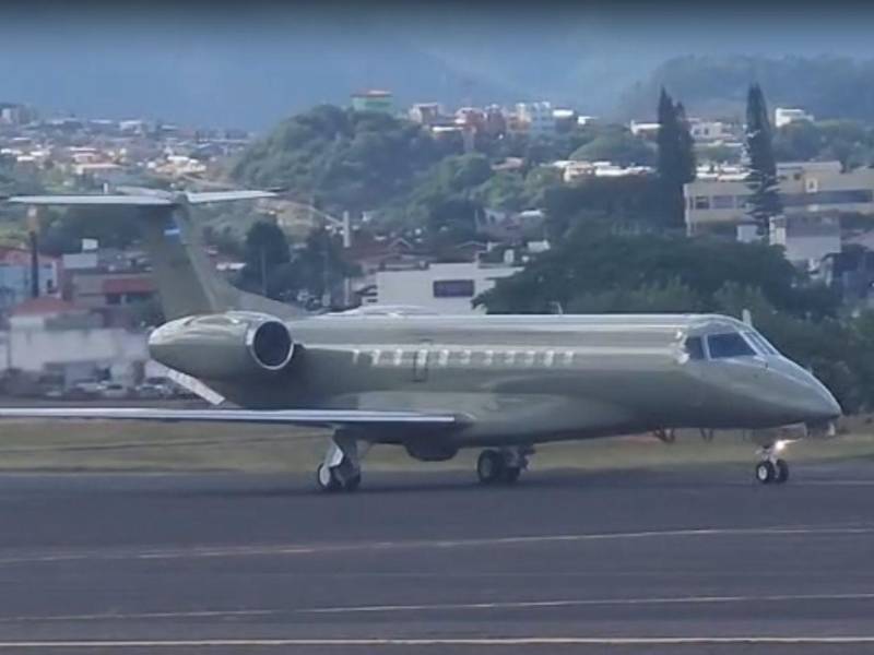 Taiwán pretendía donar un avión militar, helicópteros y 40 ambulancias, pero al final el gobierno de Juan Orlando Hernández