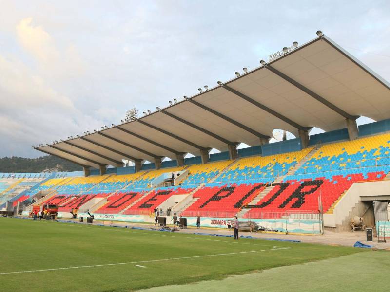 Así luce el sector de preferencia en el Estadio Nacional de Tegucigalpa.