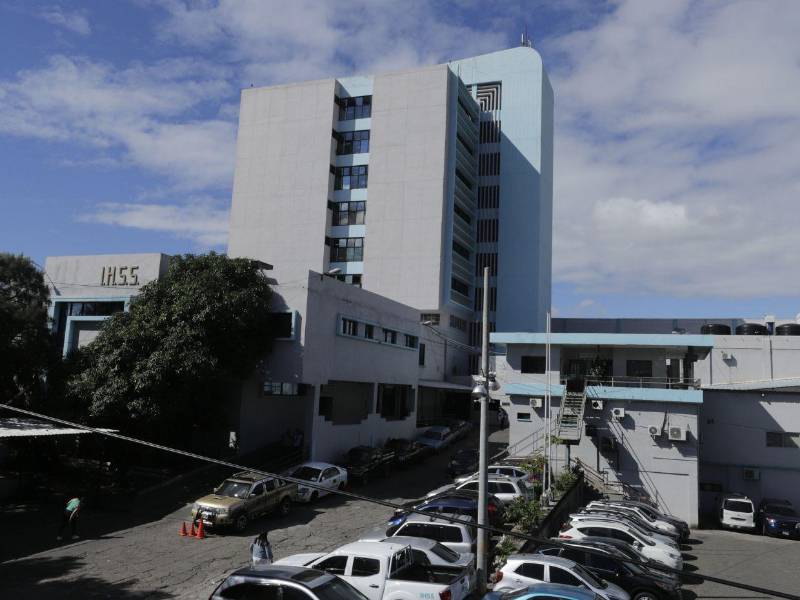 A pesar de tener una Junta Interventora, no se mejora la atención en el IHSS.