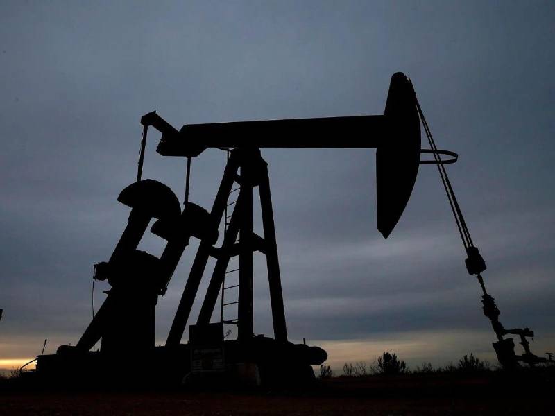 El Texas supera los 91 dólares tras extender Trump el alto el fuego y el bloqueo de Ormuz.