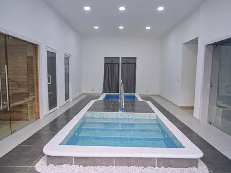 <i>Terapias físicas que van desde la rehabilitación deportiva hasta tratamientos post-quirúrgicos, adaptados a las necesidades de cada persona.</i>