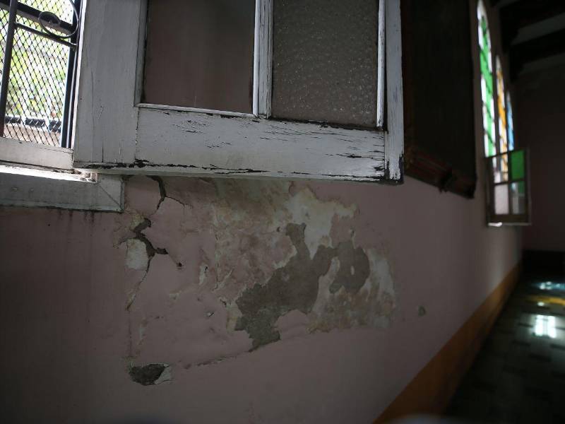 El deterioro avanza en la iglesia Los Dolores por filtraciones de agua. Autoridades y feligreses piden ayuda urgente para restaurar el templo