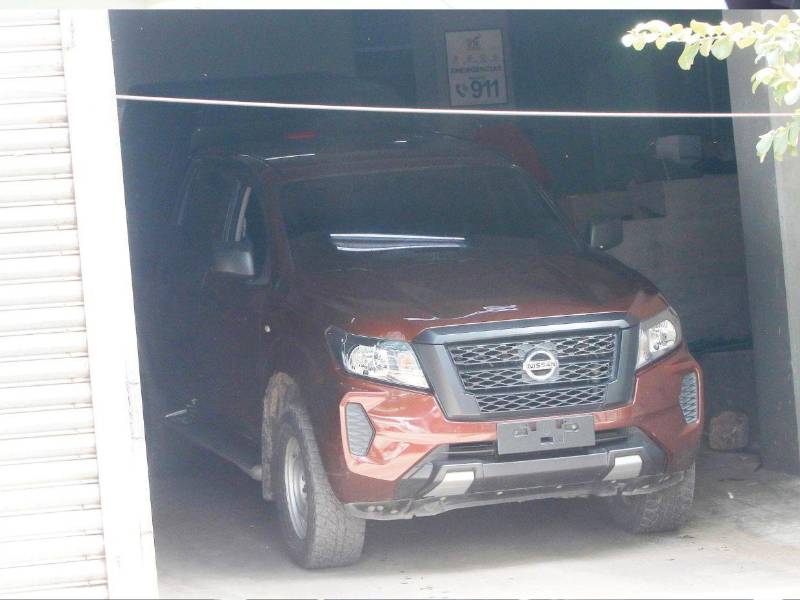 El cadáver del militar ingresó a la morgue capitalina tras su levantamiento de ley.