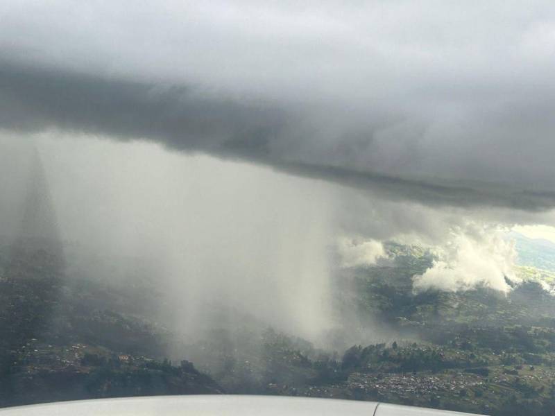 La técnica de siembra de nubes pretende potenciar las precipitaciones de sistemas nubosos ya existentes. Honduras realiza esta técnica por segunda vez en la historia.