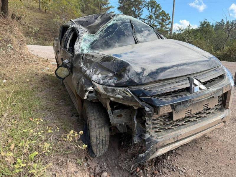 El vehículo tuvo que ser trasladado con grúa al municipio de Olanchito, Yoro.