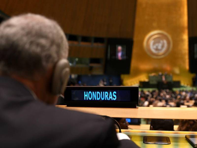 Nasry Asfura participa en la apertura del debate de la Asamblea General de la ONU