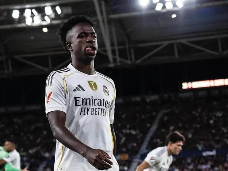 Millonaria prima y exigencias de Vinicius para renovar su contrato con Real Madrid