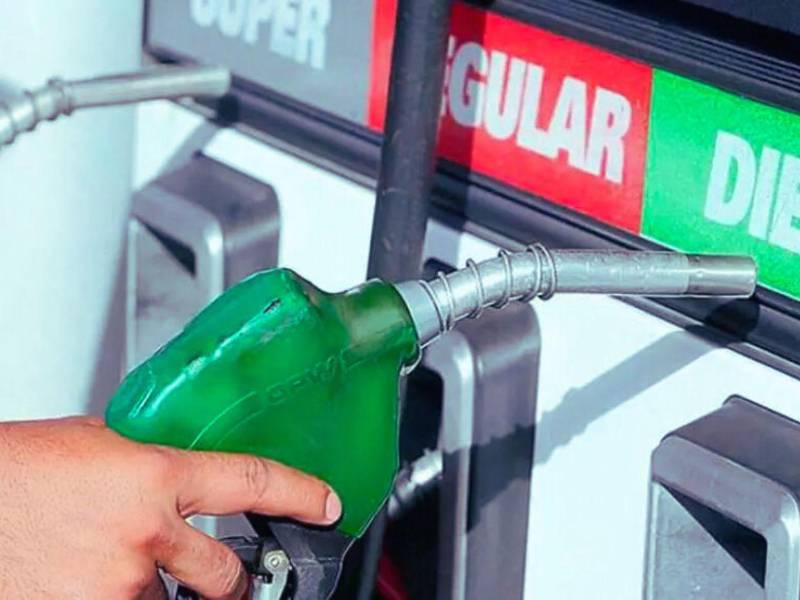 Durante varias semanas consecutivas el precio de los combustiebles ha ido en incremento.