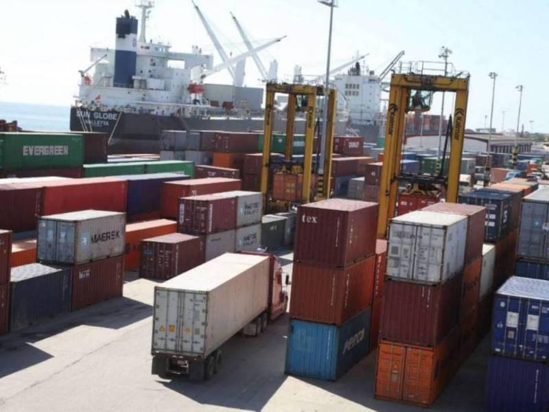 A $8,233.7 millones ascendió el déficit comercial de Honduras al cierre de 2025, pero denotó una reducción interanual de apenas $375.1 millones.