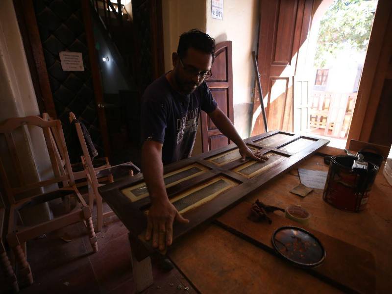 La restauración del Teatro Manuel Bonilla enfrenta retrasos debido a los dictámenes técnicos y autorizaciones obligatorias para preservar su valor histórico.