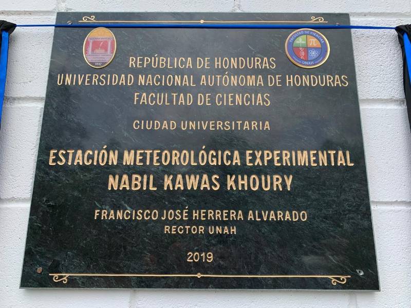 En 2019, la UNAH creó la estación meteorológica experimental que lleva como nombre Nabil Kawas Khoury, en honor a su labor.