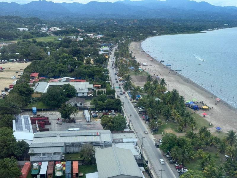 Las autoridades de la Dirección Nacional de Vialidad y Transporte (DNVT) inspeccionaron las principales carreteras de la zona noroccidental para verificar el tráfico vehicular.