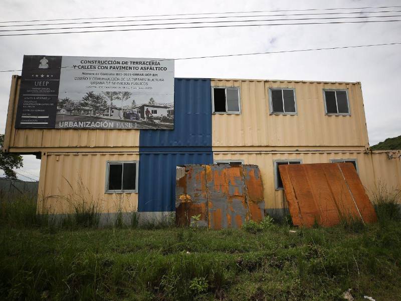 El gobierno busca recuperar los fondos del fideicomiso SITEC del IP para cumplir el compromiso con las constructoras.