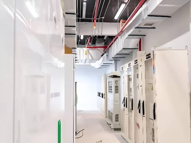 El equipo está almacenado en la terminal aérea sin que sea utilizado, según las denuncias.