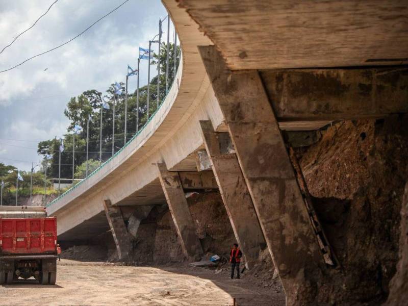 Las deudas con las empresas de la construcción es de las alcaldías, SIT y otras instituciones del gobierno.