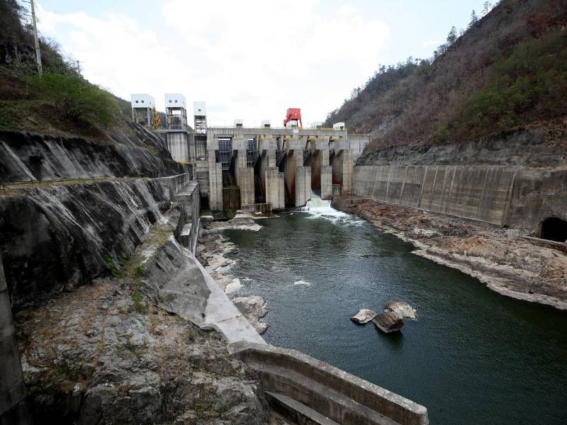 Las turbinas de la central Patuca III están detenidas mientras no aumente el nivel del embalse de los 280 metros sobre el nivel del mar; el viernes 22 de mayo solo tenía un volumen disponible de 0.37%, según el Centro Nacional de Despacho.