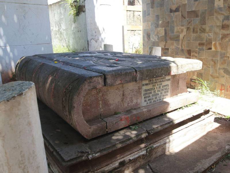A pesar de su legado en la educación y la modernización del Estado, Ramón Rosa no figura en el altar cívico como héroe de Honduras.