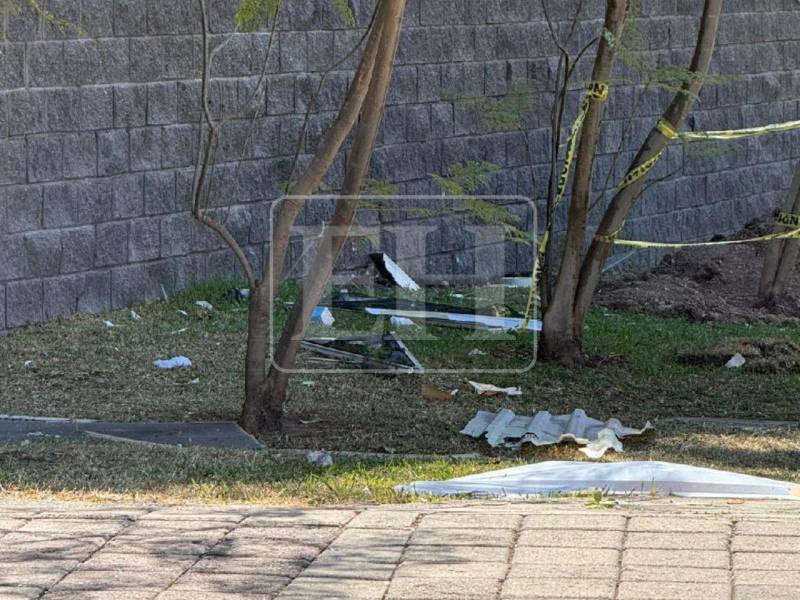 Residentes del complejo permanecen en pánico tras lo ocurrido esta tarde.