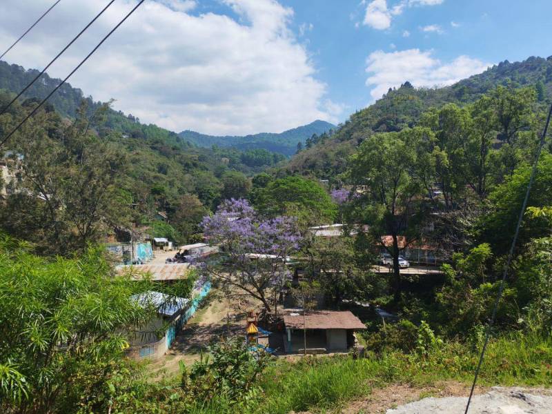 Con apoyo institucional, el proyecto Descubre San Juancito promueve 24 puntos turísticos mientras autoridades revisan obras para impulsar el desarrollo del histórico poblado.