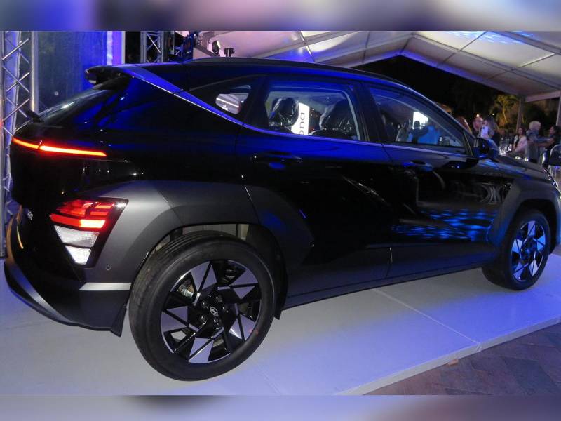 El nuevo vehículo Hyundai Kona 2025, cuenta con tecnología avanzada, combina estilo y seguridad.