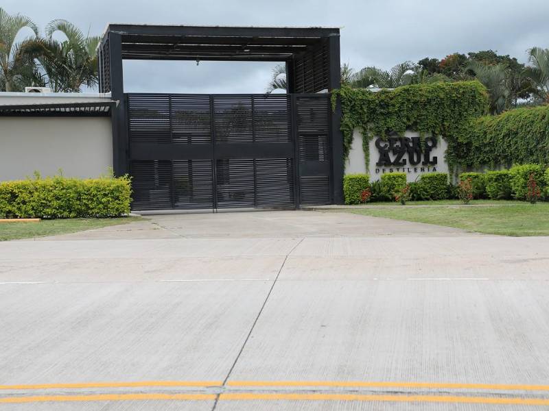 La pasión por lo que hacen se refleja en cada botella.