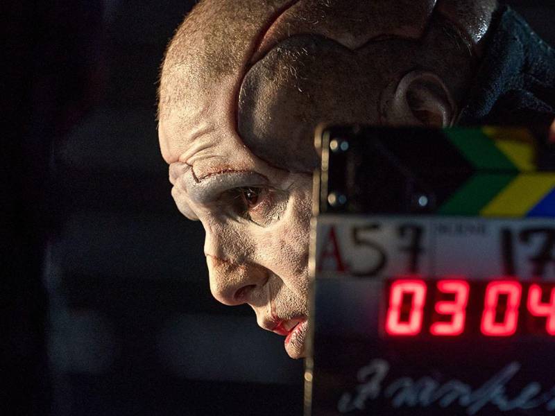 La adaptación de Frankenstein dirigida por Guillermo del Toro ha conseguido seis precandidaturas a los premios Oscar 2025, según anunció este martes la Academia de Hollywood.