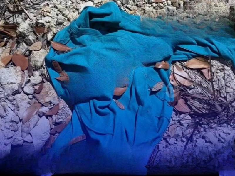 La Policía investiga si las prendas encontradas en el lugar pertenecían a la víctima o a quienes le dieron muerte.