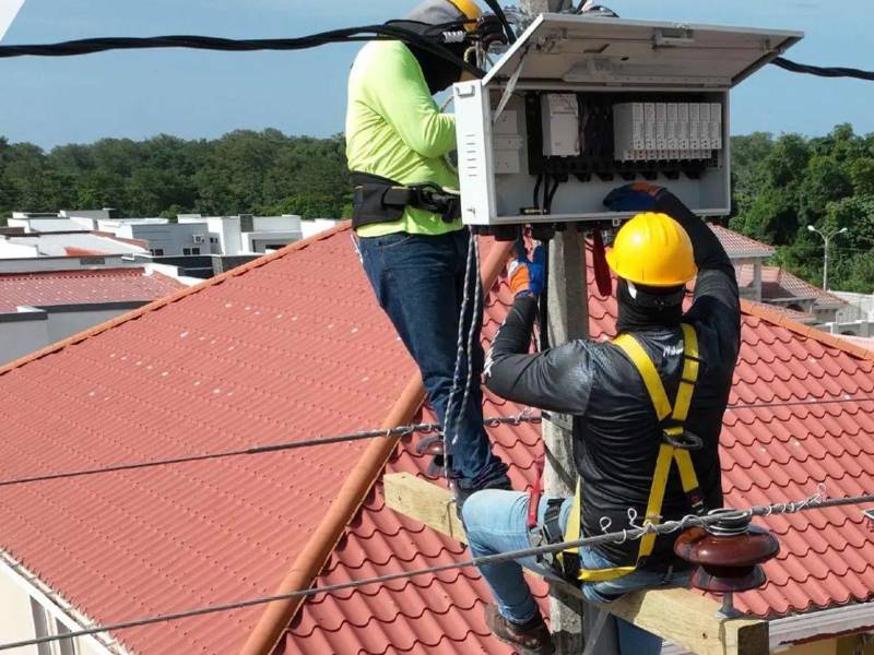 Diputados del Congreso Nacional descartaron que los cambios propuestos por el Ejecutivo afecten los derechos laborales o promuevan la privatización de la Empresa Nacional de Energía Eléctrica.