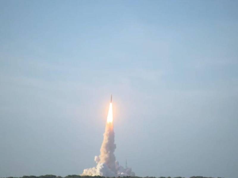 Así fue el momento en que se elevaba la cápsula Orión.