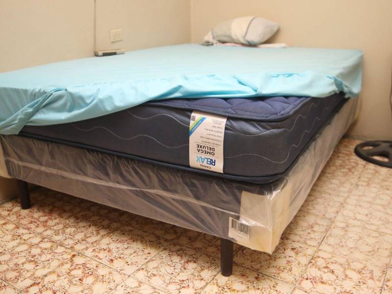 Las autoridades de la Marina Mercante contrataron a una empresa de ingeniería para comprar las camas.