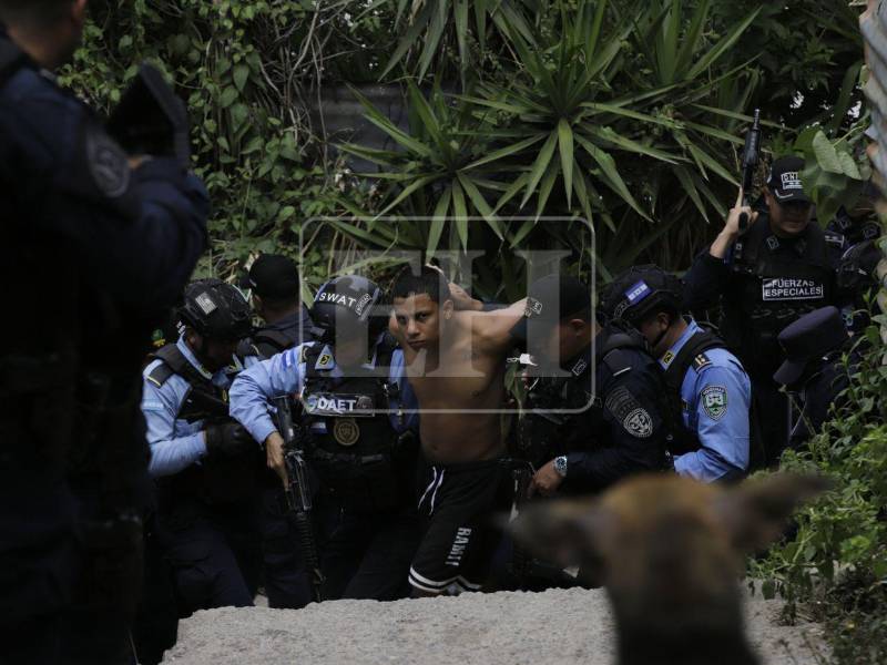 Un joven fue detenido en el sector ocho de la colonia Villa Nueva. Según la Policía, es uno de los responsables de amenazar a las familias.