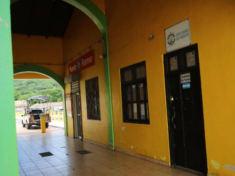 A la capitanía del puerto de Amapala, Valle, solo enviaron una cama, y no correspondía al modelo establecido en la orden de compra.