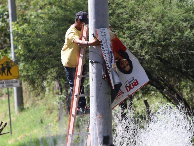 A pesar de que Libre fue bajado a la tercera fuerza electoral, su dirigencia se resiste a reconocer la derrota.