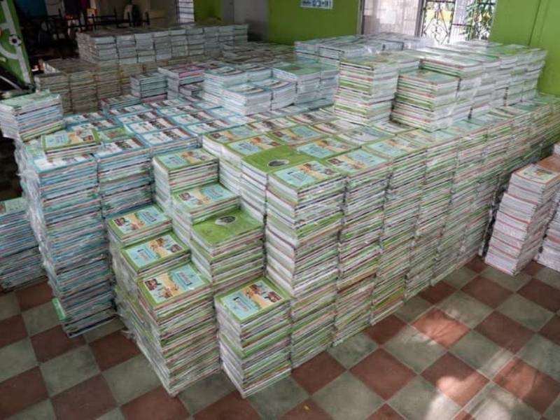 Los libros serán distribuidos a los más de 600 centros educativos que están en los nueve municipios del departamento de Valle.