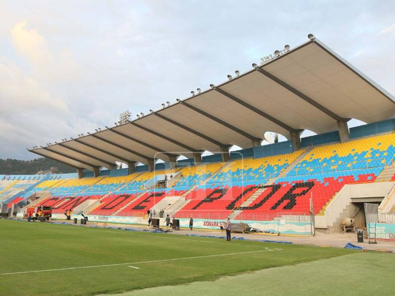 La nueva administración de Condepor anunció que pintará las sillas del sector de Somra Centro.