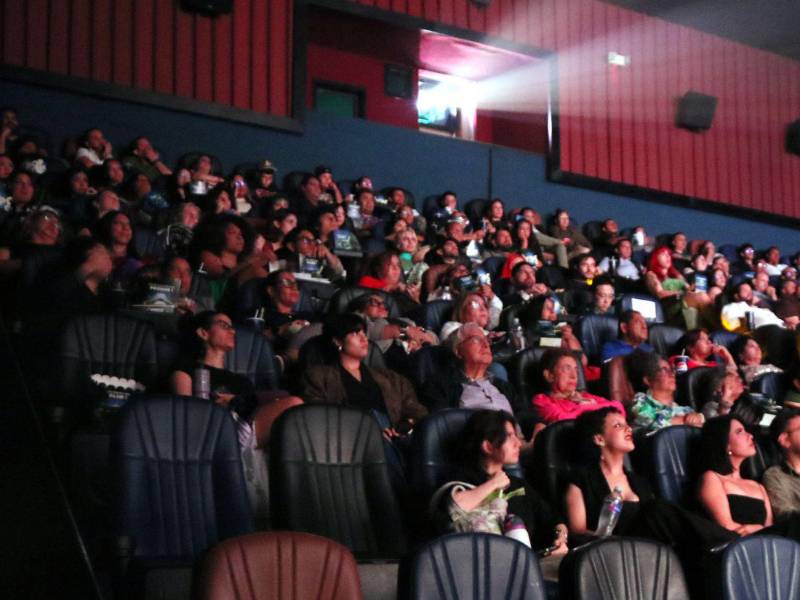 “Eva” acumula un extenso periplo internacional, con premios en Roma y La Habana, y selecciones en festivales de India, Alemania, Países Bajos, Estados Unidos, Uruguay y Chicago, antes de su estreno comercial en Honduras.