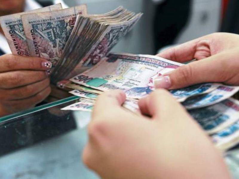 Ante la falta de seguridad ciudadana, actualmente una gran parte de la sociedad, en sus barrios y colonias, así como los empresarios costean su propia seguridad.