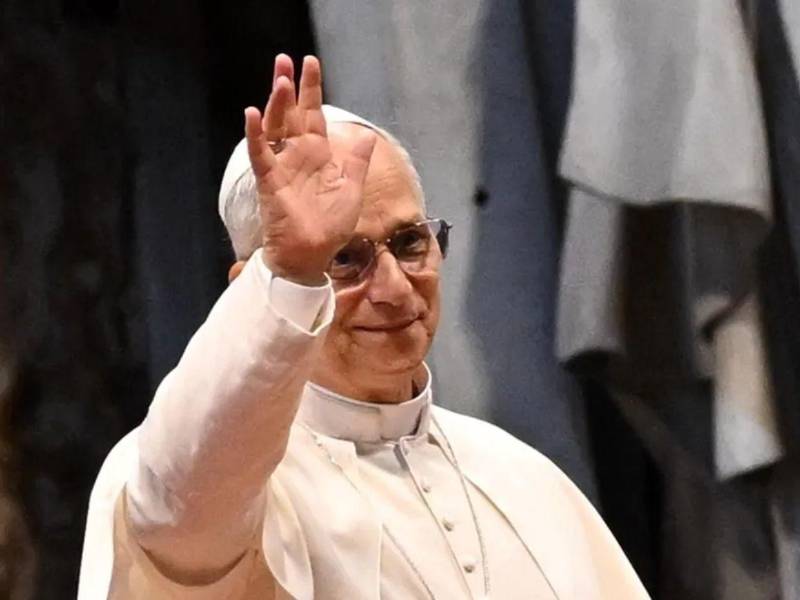 Papa León XIV será hospitalizado este martes para extirparle un nódulo pulmonar.