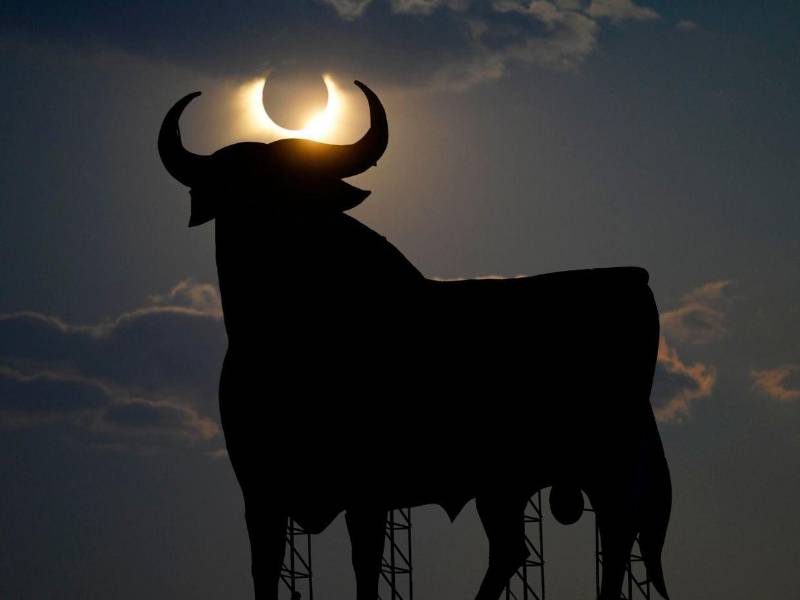Astronomía. Una vista del eclipse solar total del 12 de agosto tomada en Pradorrey, una localidad situada en el municipio de Brazuelo, en la provincia de León, dentro de la comunidad autónoma de Castilla y León, España.