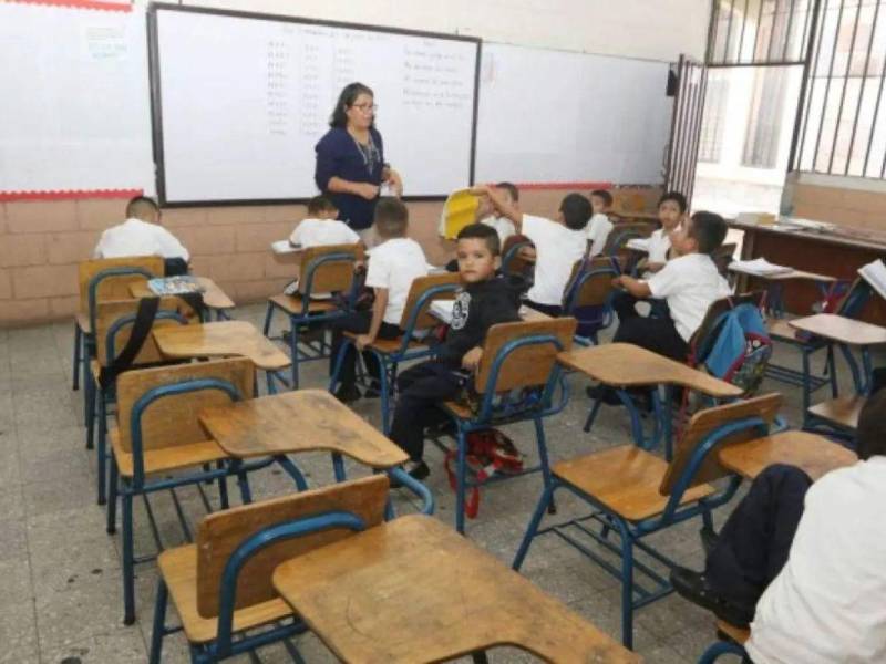 En Honduras cuatro de cada diez niños, niñas y adolescentes en edad escolar se mantienen fuera del sistema educativo.