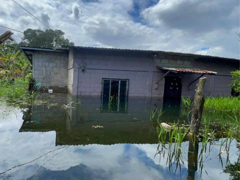 La lluvias podrían causar inundaciones, deslizamientos y crecidas de ríos.