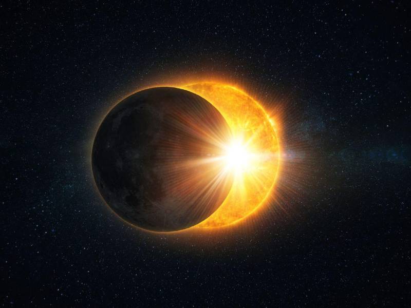 La llamada “franja de totalidad”, donde el eclipse podrá apreciarse en toda su magnitud, atravesará regiones privilegiadas del planeta como el norte de África, el Medio Oriente y parte del sur de Europa.