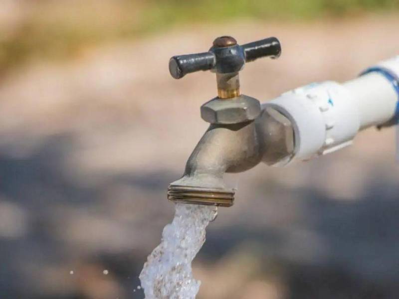 La municipalidad recordó que la manipulación de las tuberías de distribución está catalogada como una falta grave dentro de la Ordenanza Municipal que regula el uso del agua potable durante la emergencia.