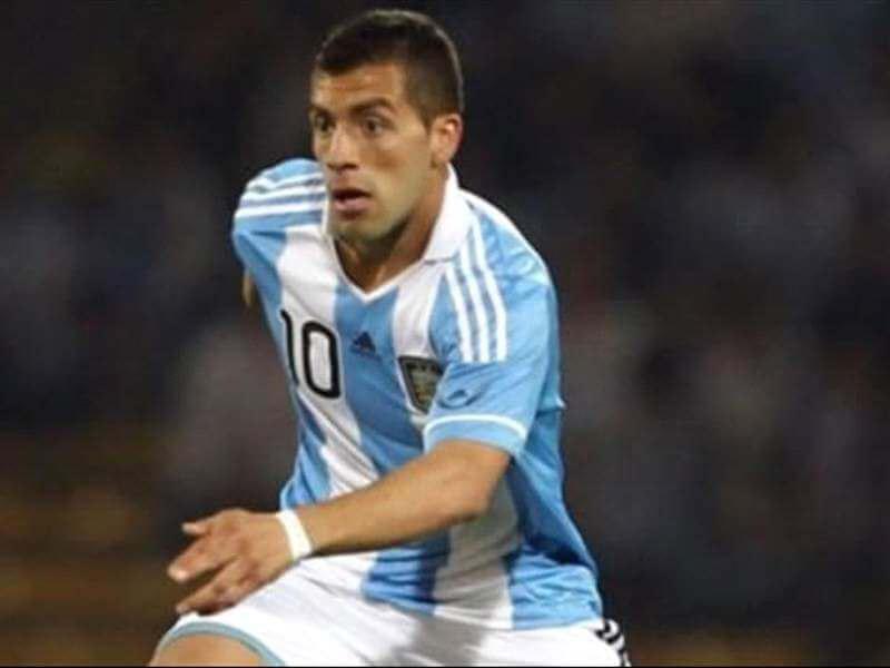 Los jugadores que vistieron la 10 de Argentina cuando no estuvo Lionel Messi