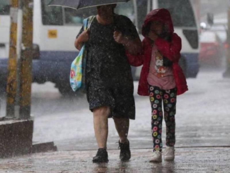 Copeco extiende alerta por lluvias 24 horas más y suma tres departamentos a alerta verde