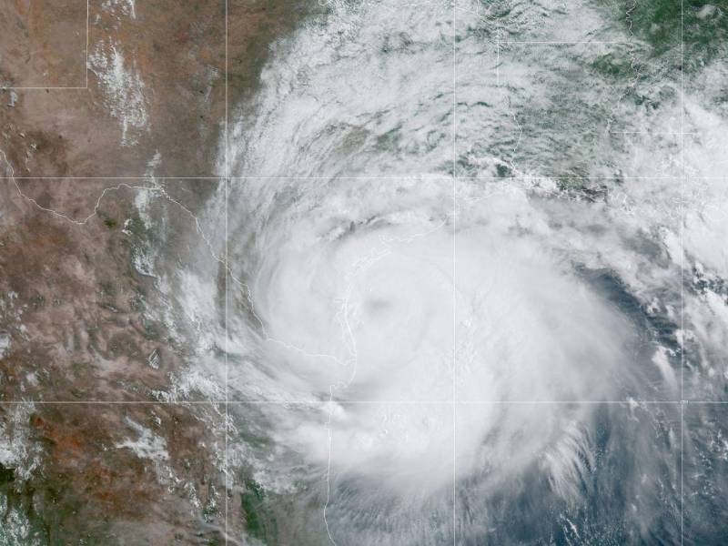 Hasta el momento, no hay vigilancias ni avisos costeros activos y el NHC no reporta amenazas a tierra.