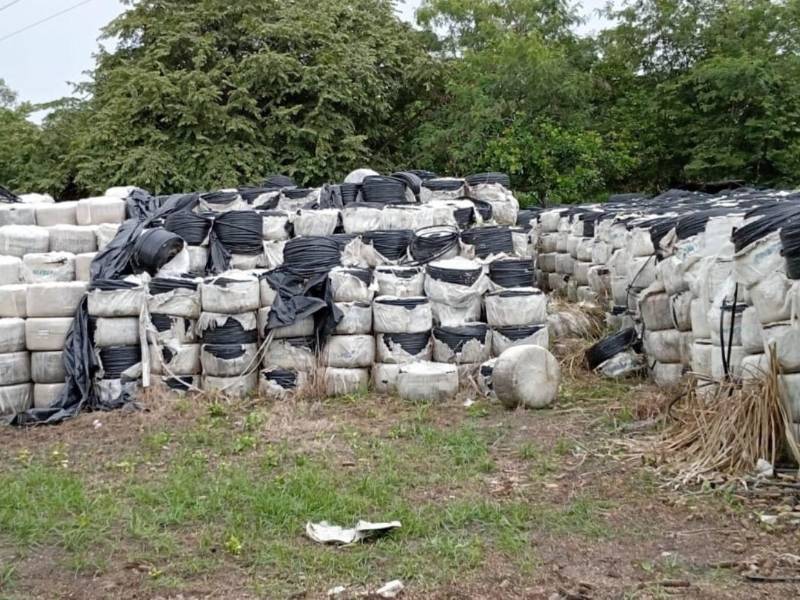 A casi una década de haber ingresado a Honduras, las mangueras de riego para el proyecto de riego del Valle de Jamastrán continúan deteriorándose.