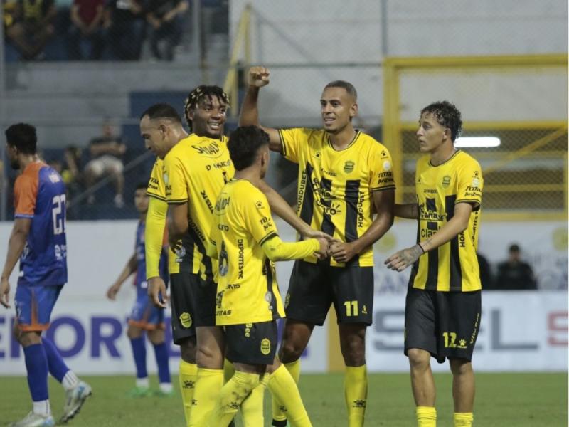 UPNFM hace grave denuncia contra Real España y árbitros: Revelan lo que sucedió en el Morazán