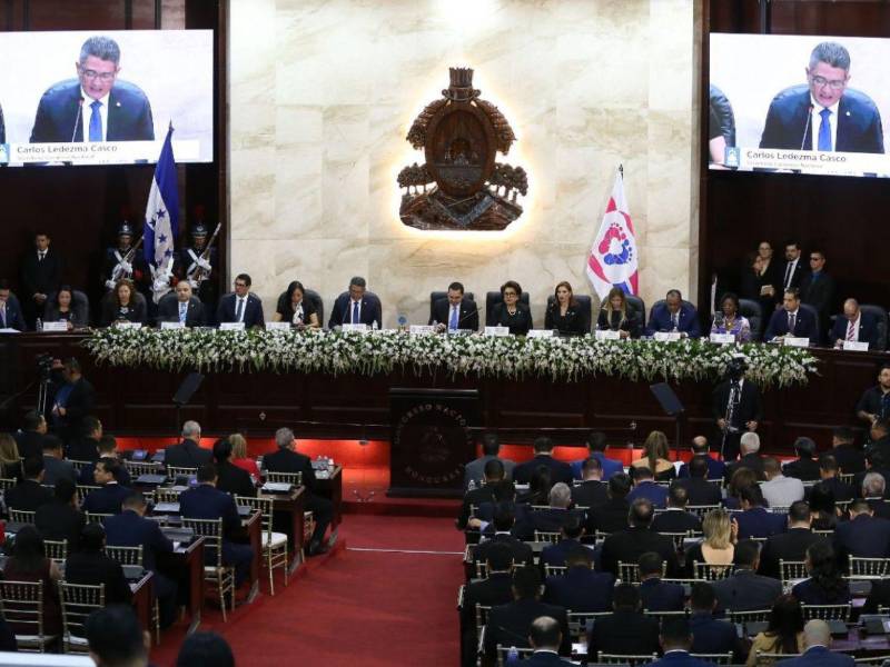 ​El paquete normativo aprobado incluye adendas y modificaciones presupuestarias a contratos suscritos entre los años 2023 y 2025.