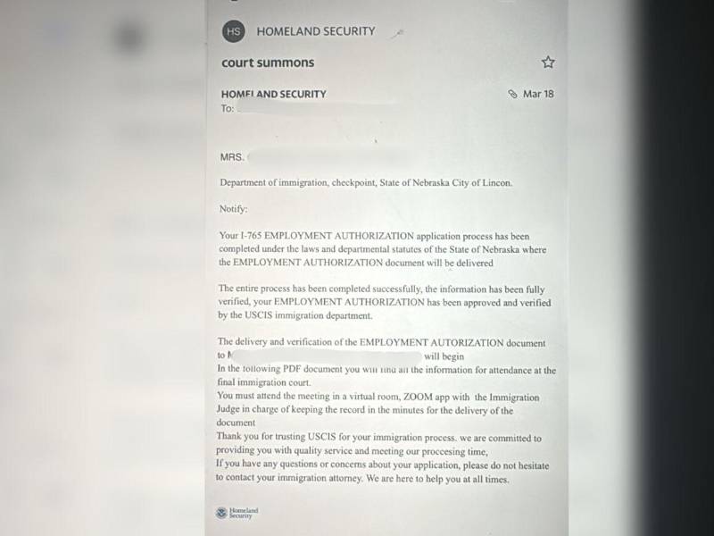 Los correos que envía el supuesto bufete de abogados es para pactar reuniones a través de Zoom y hacer más trámites migratorios.